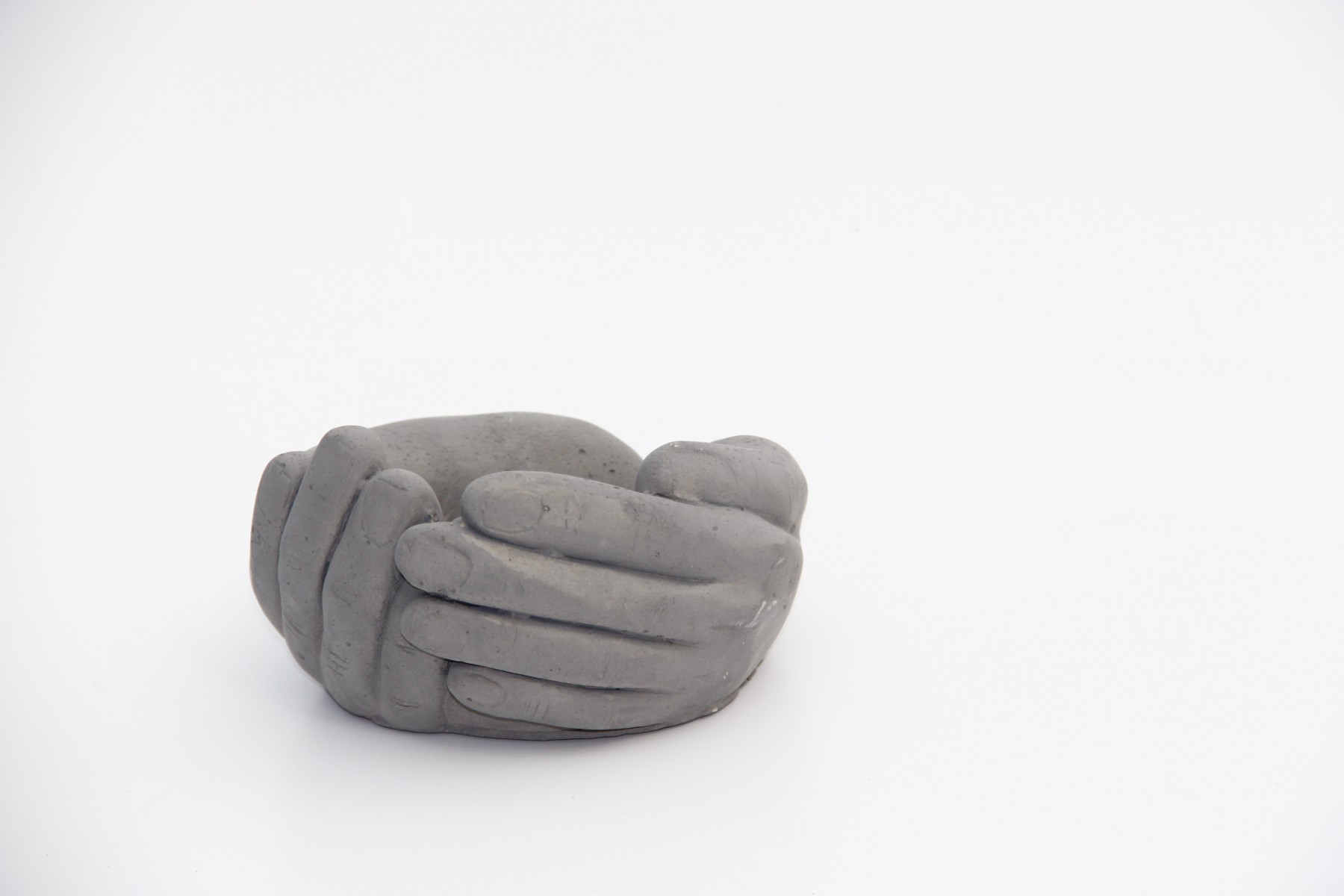 AVUÇ SAKSI - EL YAPIMI BETON SAKSI ÖZEL TASARIM AVUÇ SAKSI - EL YAPIMI BETON SAKSI ÖZEL TASARIM