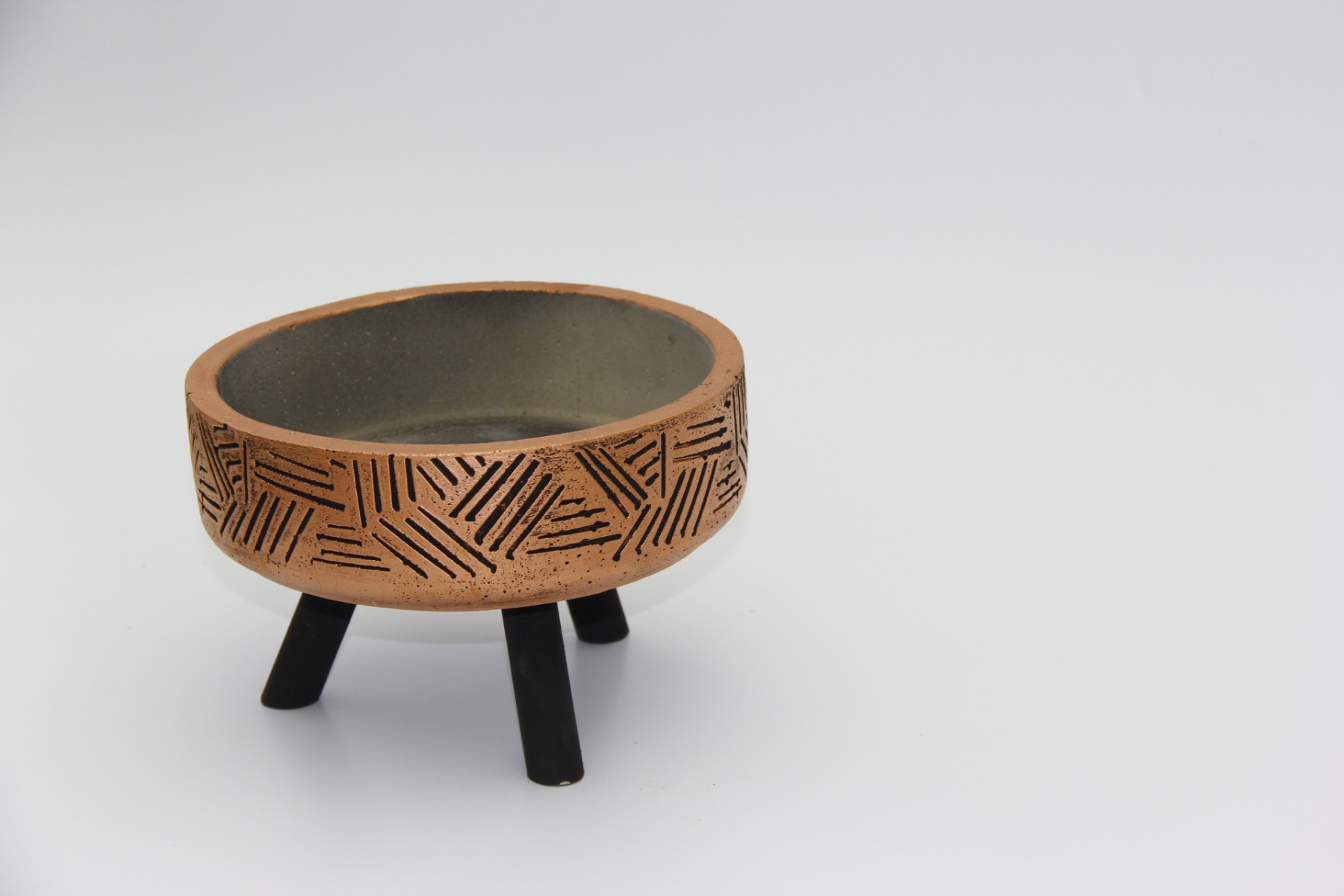 BONSAİ SAKSISI ARKAİK MOTİF AYAKLI - EL YAPIMI BAKIR BETON SAKSI BONSAİ SAKSISI ARKAİK MOTİF AYAKLI - EL YAPIMI BAKIR BETON SAKSI