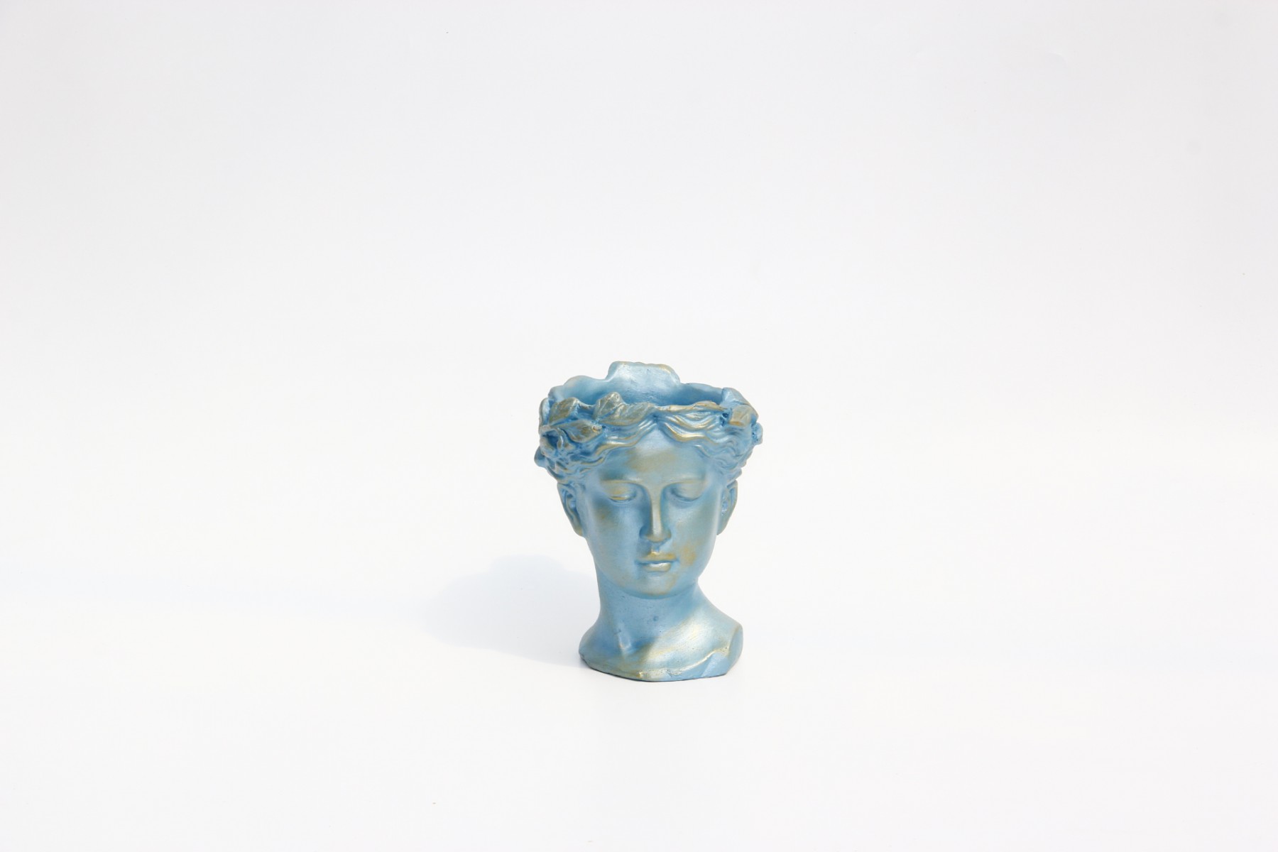 HELEN SAKSI - EL YAPIMI MAVİ RENK HELEN SAKSI - EL YAPIMI MAVİ RENK