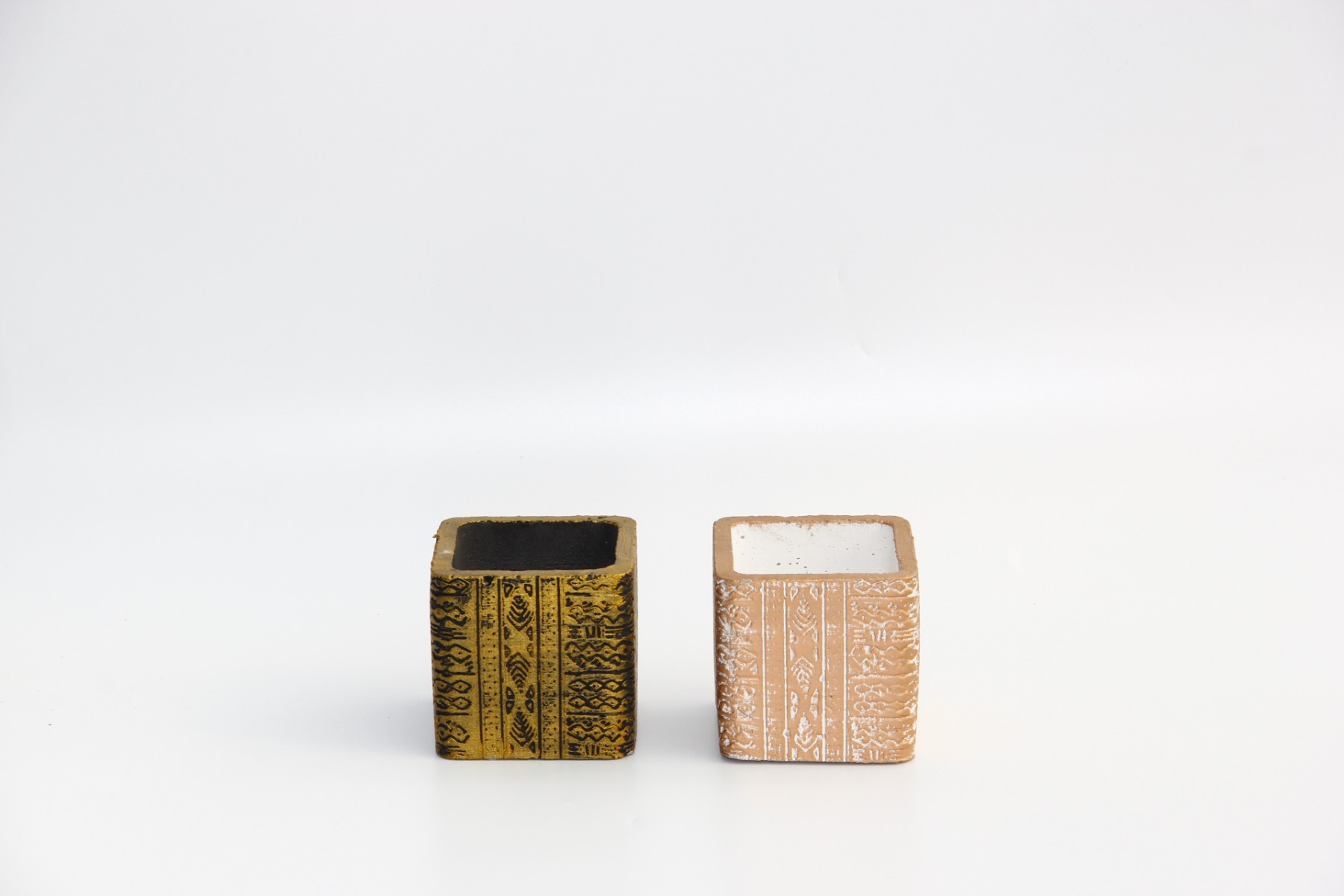 KAKTÜS SAKSI SETİ - 2 ADET EL YAPIMI ARKAİK KAHVERENGİ